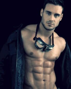 Stripteaseur Istres
